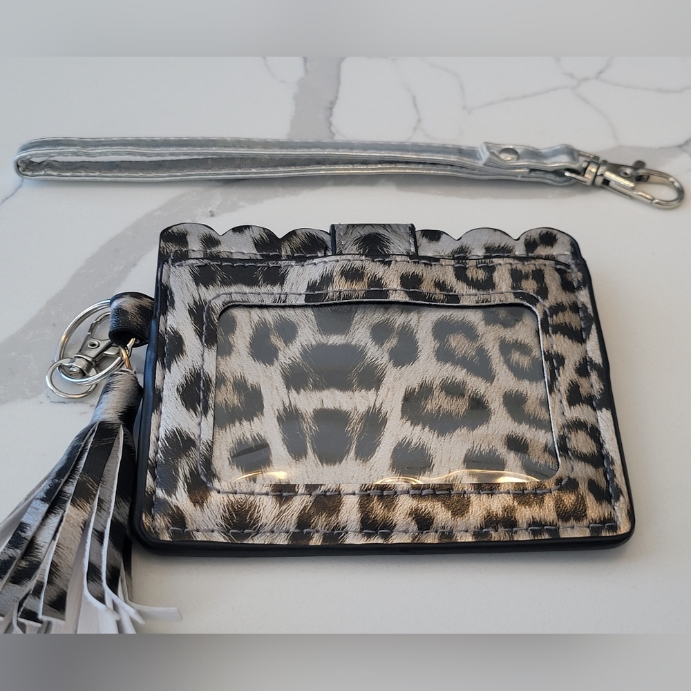Leopard Print Card & Money Holder - Picture 3 of 4